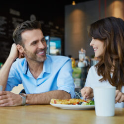 A couple eating to improve metabolism for fertility support | RSC SF Bay Area